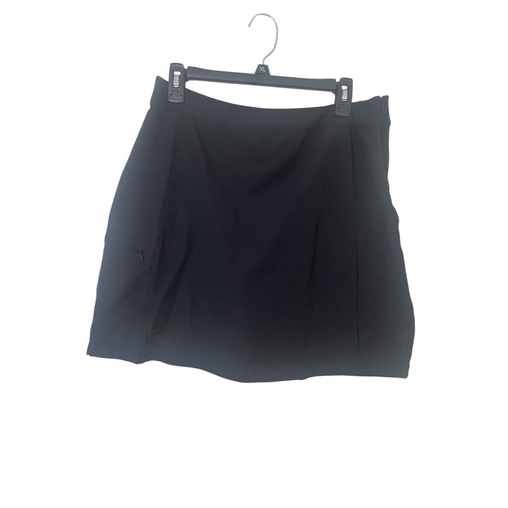 LL Bean Women's Large Black Wrap Skirt Shorts Underneath Hiking Athletic Skort